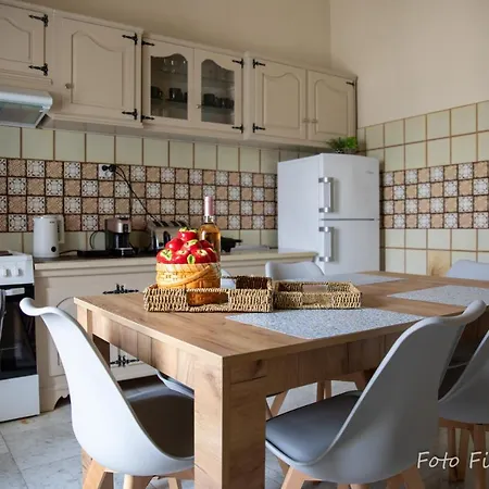 Apartamento Artemis *