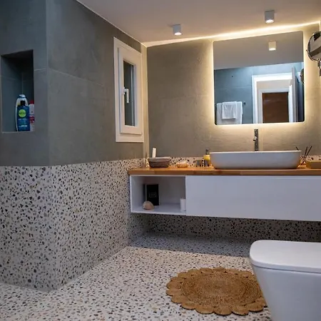 Artemis Apartman Ajía Marína