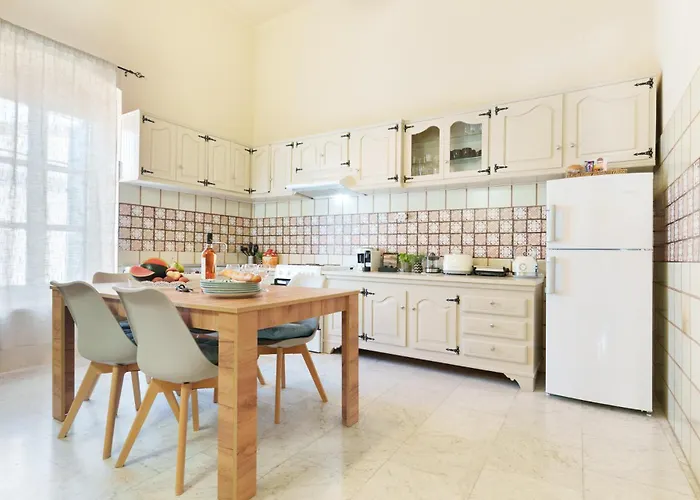 Artemis * اجيا مارينا